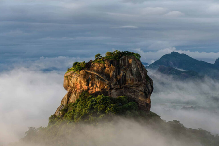 Introducing-Sigiriya-Stone-Fort-an-awe-inspiring-and-unique-ancient-stone-fortress