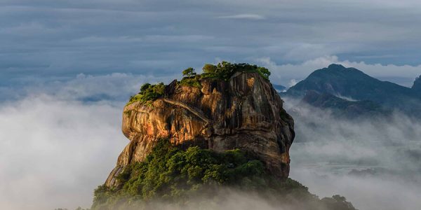 Introducing-Sigiriya-Stone-Fort-an-awe-inspiring-and-unique-ancient-stone-fortress