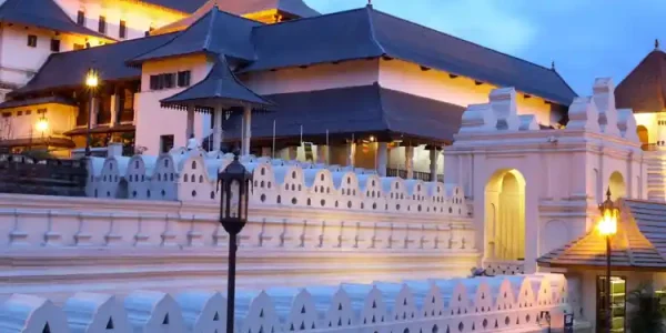 kandy daladamaligawa